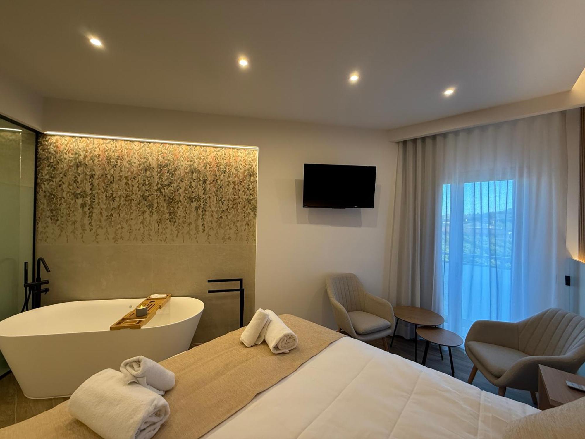 Hotel Siskets Torrente de Cinca Екстер'єр фото