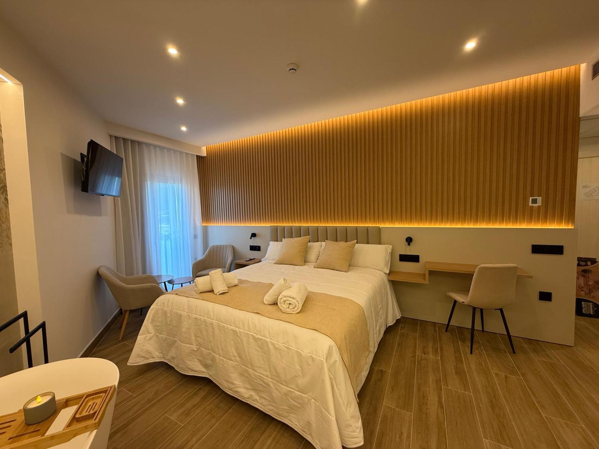 Hotel Siskets Torrente de Cinca Екстер'єр фото