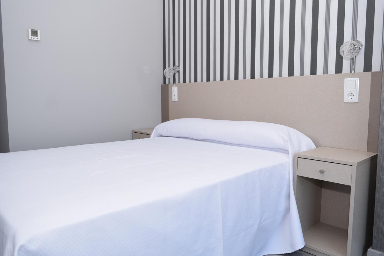 Hotel Siskets Torrente de Cinca Екстер'єр фото